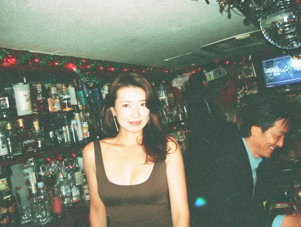 スナックのママとは？｜役割・収入・本音まで完全解説